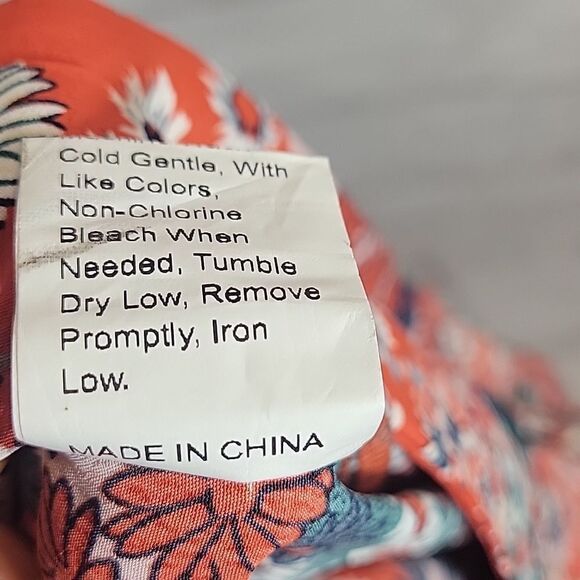 Women's Ruffle Trim High Split Printed Skirt- Size Medium - Picture 8 of 8